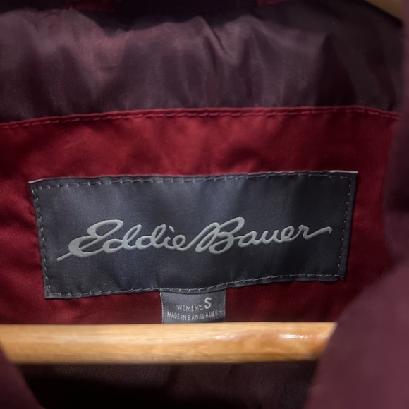 Eddie Bauer Red Vest Size S - Picture 4 of 4